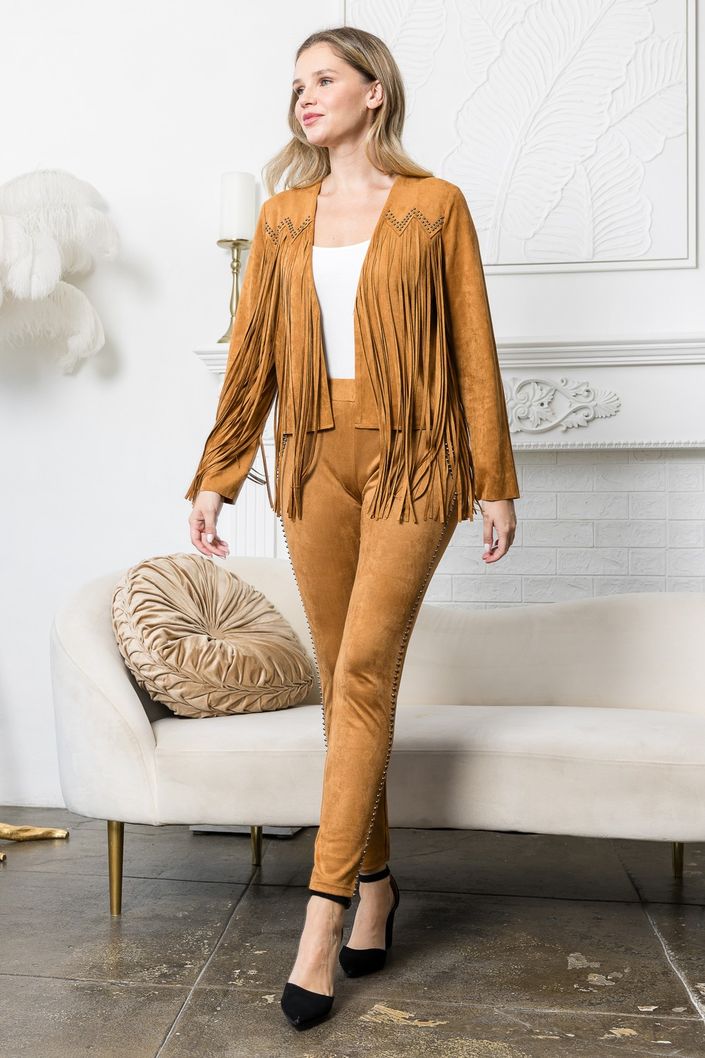 Women’s Western Fringe Suede Jacket with Stud Detail – Boho