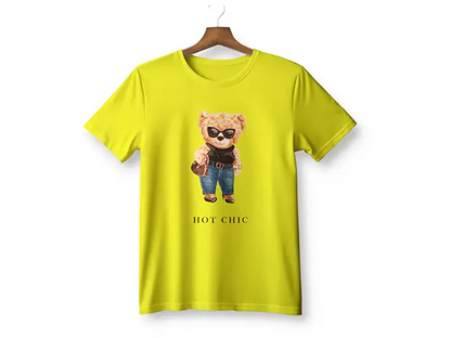 Hot Chic Bear Gildan T-Shirt